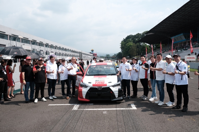 TOYOTA GAZOO Racing Indonesia Adds to Trophy Collection: Successfully Retains National Champion Titles in ITCR 1,600 Max and National Team Champion in ITCR 1,200 at Indonesia Sentul Series of Motorsport (ISSOM) 2023