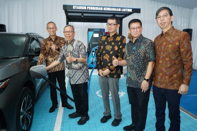 Perkuat Inisiatif IT’S TIME FOR EVERYONE: Toyota Hadirkan Ultra Fast Charging 120 dan 150 kW Pertama di DIY dan Sumatera serta Perluas Ekosistem Pendukung Elektrifikasi