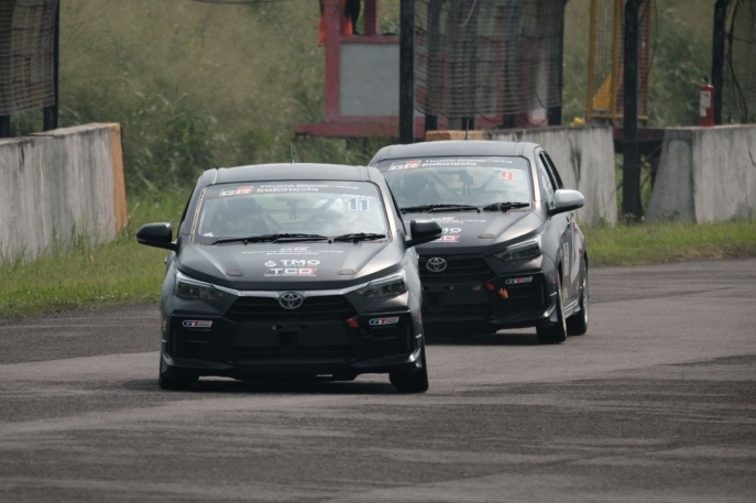 All New Agya GR Sport Langsung Gas Pol, TOYOTA GAZOO Racing Indonesia Raih Podium Juara 1 di Seri Pembuka Kejurnas ITCR 1.200 ISSOM 2024