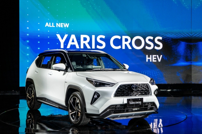 WORLD PREMIERE OF THE ALL-NEW YARIS CROSS Hybrid EV Pertama di Segmen Medium SUV, All-New Yaris Cross Hadir untuk Memenuhi Kebutuhan Pelanggan Muda Berjiwa Adventure yang Aktif dan Dinamis