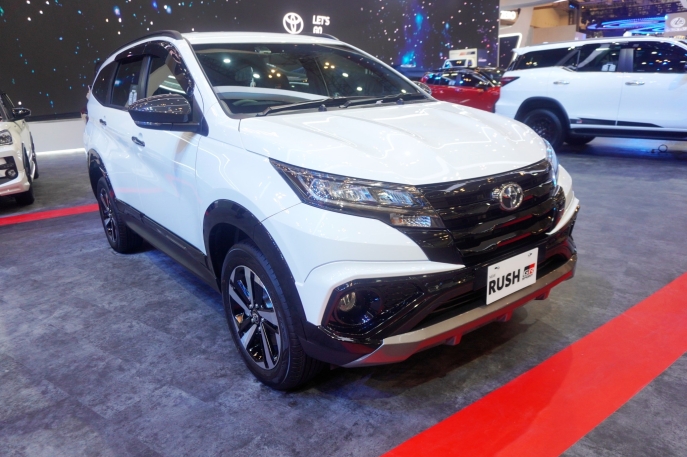 SPK Toyota di GIIAS 2024 Tumbuh Positif:   All New Kijang Innova Zenix HEV Dominasi Penjualan Kendaraan Elektrifikasi, Avanza-Veloz Konsisten Mencatat Penjualan yang Tinggi