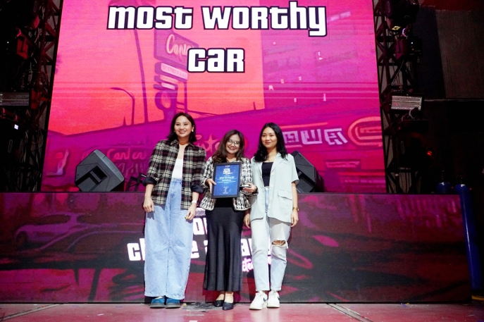 Uzone Choice Awards 2024: All New Yaris Cross HEV Meraih Penghargaan Most Worthy Car, Bentuk Value for Money Hybrid EV Toyota