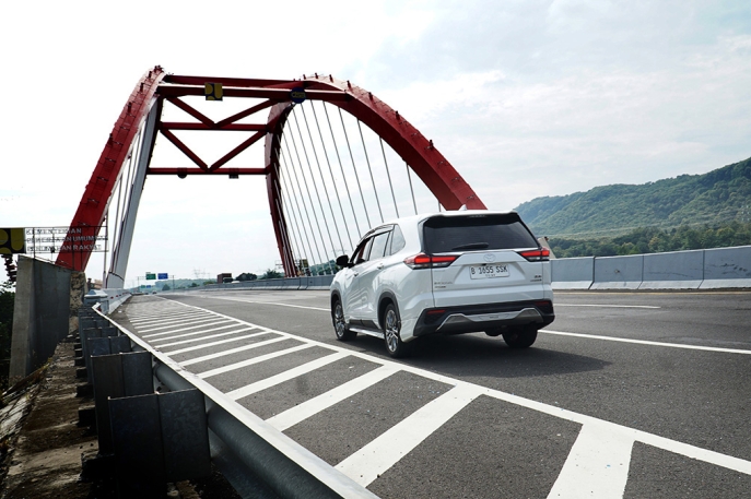 Tipe Mobil yang Dicari Keluarga Indonesia, Tidak Perlu Pusing Karena Semua Ada pada Kijang Innova Zenix HEV dan Yaris Cross HEV