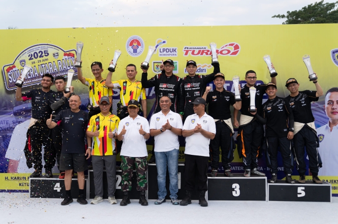Sorak Sorai Masyarakat Sumatera Utara Warnai Podium Pertama  Debut GR Yaris Rally2 di Kejurnas Rally Seri Ke-2 Sumatera Utara 2025