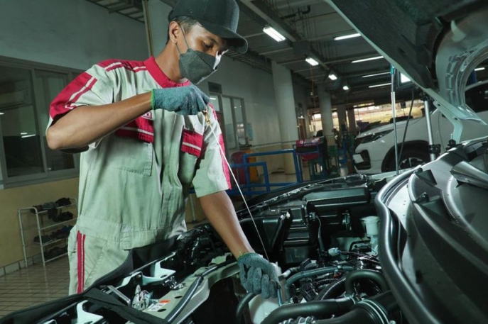 Dampak Buruk Takaran Oli Mesin Lebih atau Kurang dari Seharusnya, Isi dengan TMO Sesuai Rekomendasi Toyota