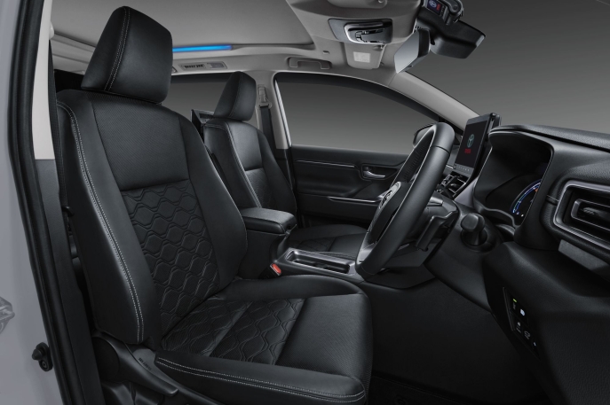 New Kijang Innova Zenix Tingkatkan Comfort, Safety, dan Layanan  Real Time Connectivity