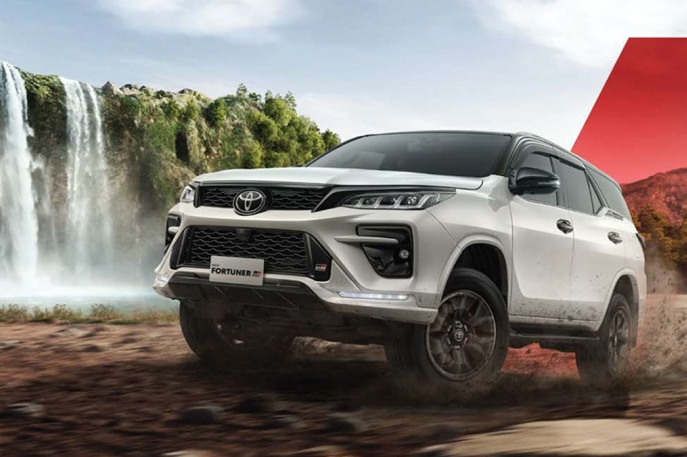 Tips Mengemudi Mobil Bongsor atau Besar di Jalan Tol dan Jalan Sempit, Pahami Dimensi dan Blind Spot Kendaraan