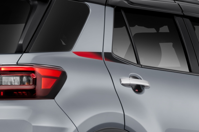 Improvement New Raize: Sentuhan GAZOO Racing pada Varian 1.0T Pertegas Tampilan yang Sporty dan Fun to Drive, Varian 1.2 Berikan Value for Money Paling Tinggi di Segmen Low SUV