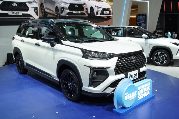 Alasan Beli Mobil Hybrid Toyota Banyak Untungnya di IIMS 2026, Ada Harga Spesial dan Promo Memikat