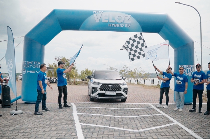 Veloz Hybrid EV Lintas Nusa 2.0: Jelajah Sulawesi Dimulai! Lanjutkan Estafet Pembuktian Keandalan Produk Hybrid EV Toyota di Seluruh Wilayah Indonesia