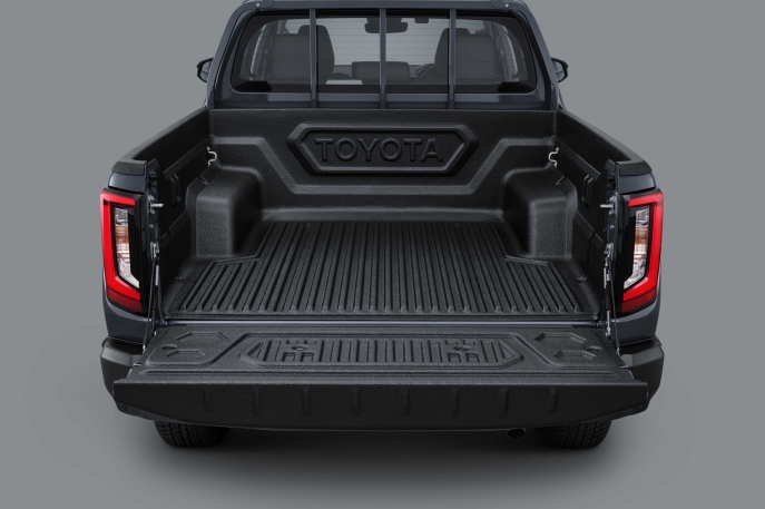 Toyota Luncurkan New Hilux: Adopsi Mesin 1GD yang Lebih Bertenaga dan Desain Lebih Gagah, Siap Dukung Produktivitas dan Adventure