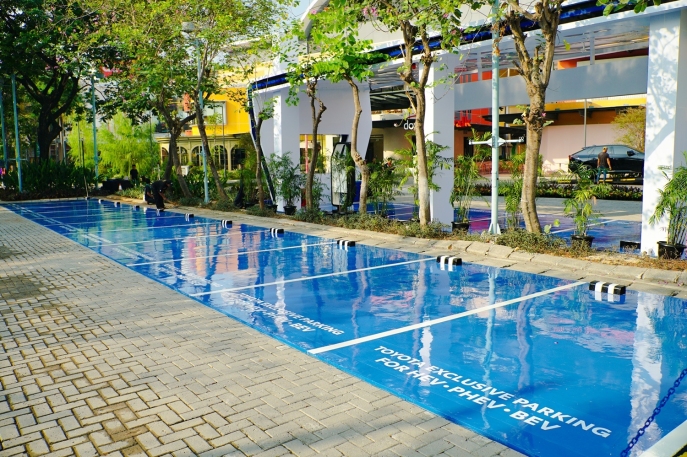 Berikan Kemudahan Akses bagi Pengguna Elektrifikasi, Toyota Hadirkan Exclusive Parking dan Charging Spot di Summarecon Mall Bekasi