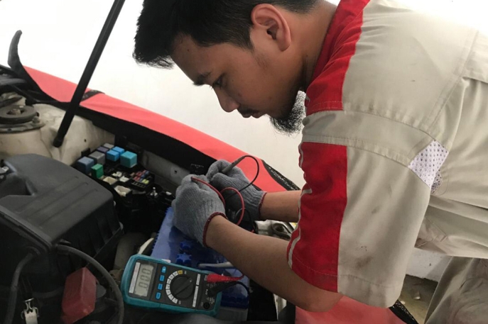 Fungsi Penting Aki Mobil: Pahami Ciri-ciri Aki Mulai Lemah Supaya Tidak Memicu Masalah Seperti Mogok