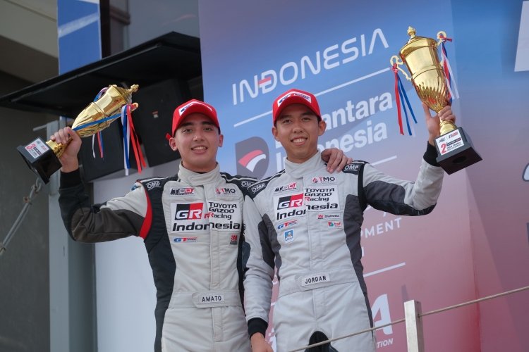 TOYOTA GAZOO Racing Indonesia Kembali Raih Double Podium di Kejurnas ITCR 1200 2025 Seri Ke-3 & Ke-4