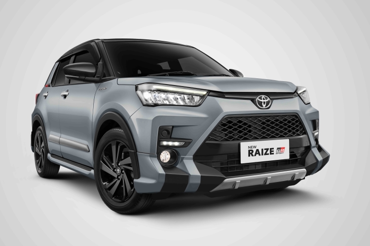 Improvement New Raize: Sentuhan GAZOO Racing pada Varian 1.0T Pertegas Tampilan yang Sporty dan Fun to Drive, Varian 1.2 Berikan Value for Money Paling Tinggi di Segmen Low SUV