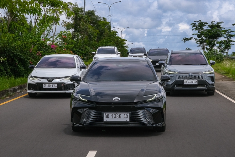 Road Trip Lebaran Pakai Mobil Hybrid Toyota: Nyaman dan Fun, Irit Bensin dan Rendah Emisi, Ada Opsi SUV dan MPV dengan Fungsionalitas Tinggi