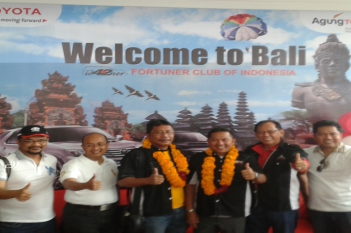 Agung Toyota Sambut Rombongan Toyota Fortuner Club Of Indonesia (ID42NER) yang menggelar Touring di Bali.