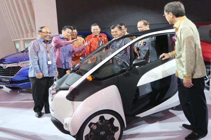 Tampil di GIIAS 2015, Toyota Astra Motor Pertegas Komitmen Untuk Pelanggan dan Industri