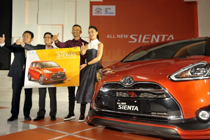 All New Sienta Handcover Ceremony : Apresiasi Untuk Pemilik Pertama Sienta - MAV TOYOTA
