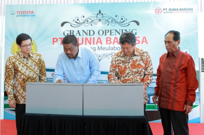 287 Outlet Resmi Toyota Siap Berikan Layanan Prima di Seluruh Provinsi di Indonesia - Dunia Barusa Meulaboh Jadi Outlet Pertama di Aceh Barat