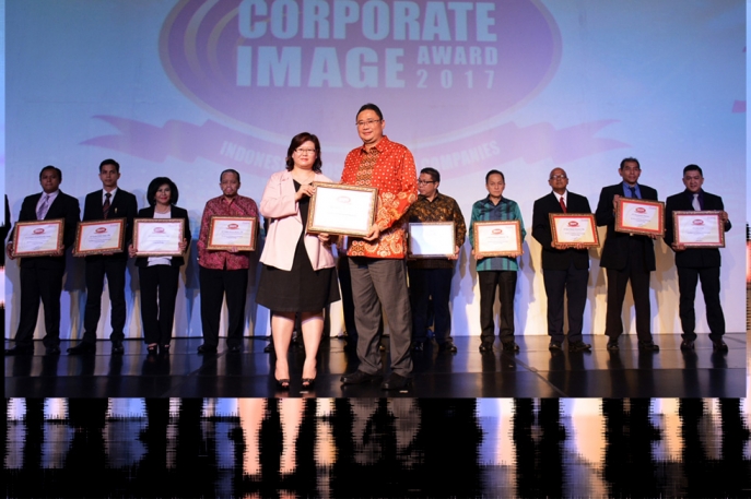Toyota Astra Motor Kembali Raih Corporate Image Award
