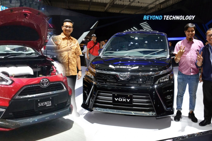 Toyota Hadirkan All New Voxy, New Innova, Sienta Limited, dan Avanza Limited Untuk Konsumen Indonesia