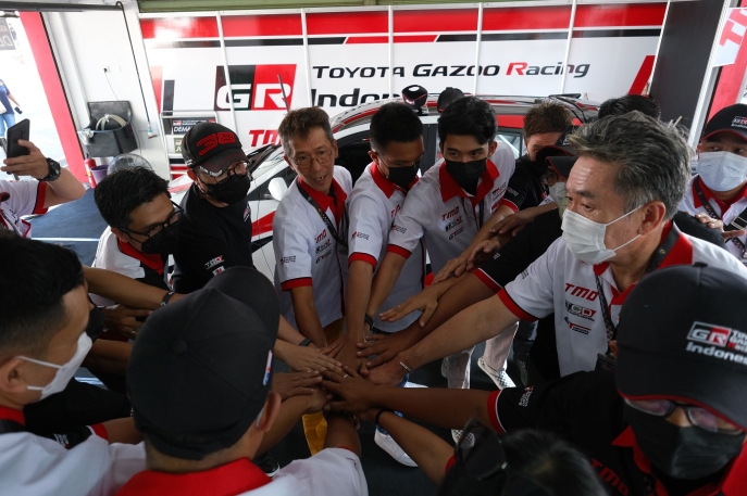 Indonesian Sentul Series of Motorsport 2022 Lengkapi Keberhasilan Pereli di Kejurnas Rally 2022, TOYOTA GAZOO Racing Indonesia Sapu Bersih Podium Pertama Seri ke-3 Kejurnas ITCR Max 1.600 dan ITCR 1.200 di hari yang sama