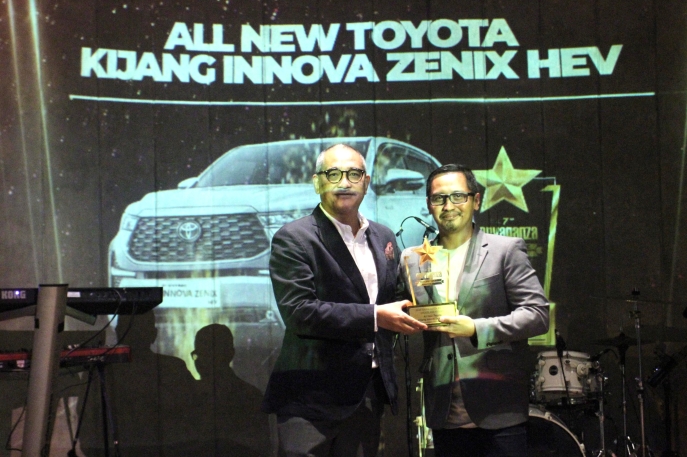Solusi Mobilitas Karya Anak Bangsa All-New Kijang Innova Zenix Hybrid  Raih Best Carvaganza Editors’ Choice Award 2023