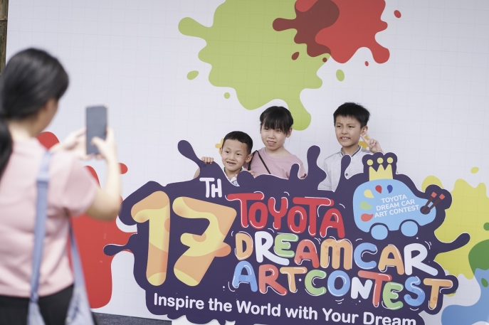 Karya Desain Future Mobility Dua Anak Indonesia Berhasil Menjadi the Best Finalist di Global Toyota Dream Car Art Contest ke-16 Sejalan dengan Visi Mobility Happiness for All, Ajang Tahunan Toyota Dream Car Art Contest ke-17 Kembali Dibuka 