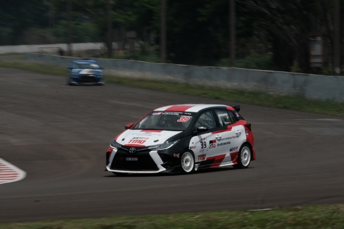 TOYOTA GAZOO Racing Indonesia Adds to Trophy Collection: Successfully Retains National Champion Titles in ITCR 1,600 Max and National Team Champion in ITCR 1,200 at Indonesia Sentul Series of Motorsport (ISSOM) 2023