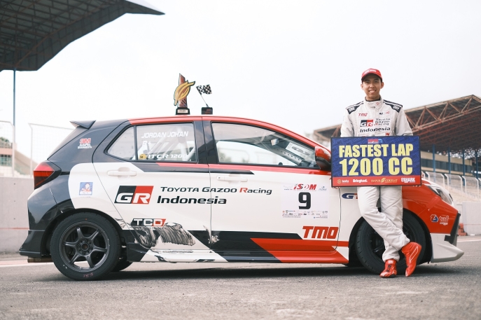 TOYOTA GAZOO Racing Indonesia Adds to Trophy Collection: Successfully Retains National Champion Titles in ITCR 1,600 Max and National Team Champion in ITCR 1,200 at Indonesia Sentul Series of Motorsport (ISSOM) 2023