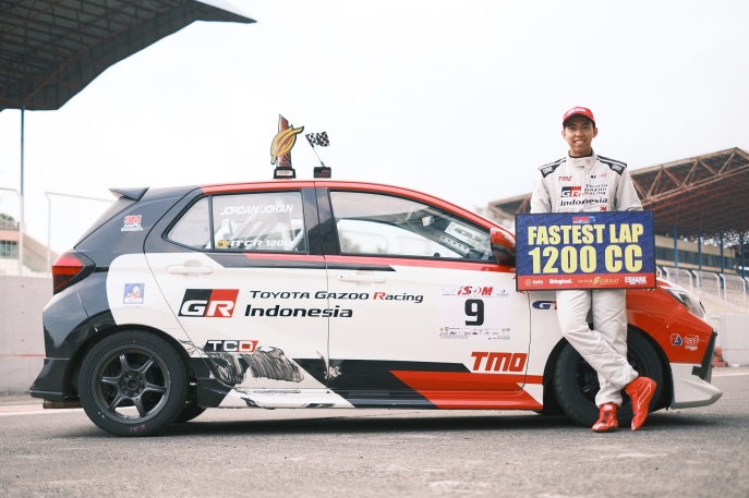 TOYOTA GAZOO Racing Indonesia Adds to Trophy Collection: Successfully Retains National Champion Titles in ITCR 1,600 Max and National Team Champion in ITCR 1,200 at Indonesia Sentul Series of Motorsport (ISSOM) 2023