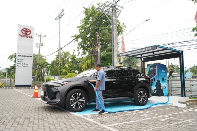 Perkuat Inisiatif IT’S TIME FOR EVERYONE: Toyota Hadirkan Ultra Fast Charging 120 dan 150 kW Pertama di DIY dan Sumatera serta Perluas Ekosistem Pendukung Elektrifikasi