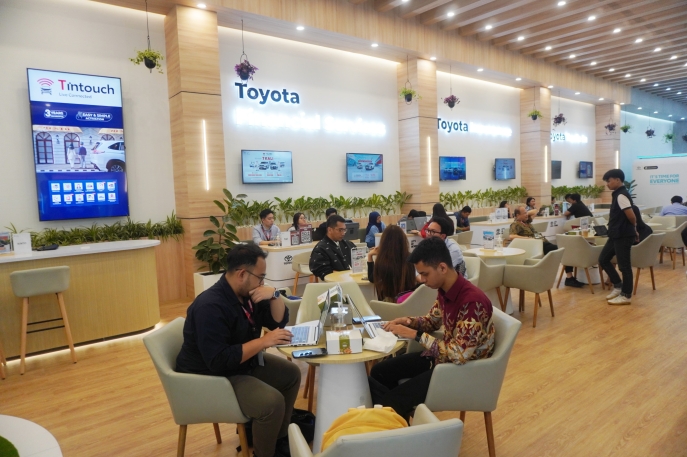 Toyota Ajak Pelanggan Rasakan Total Mobility Solution di Event IIMS 2024 Siapkan Program Promo Sales, Usership, After Sales, serta Test Drive Mobil Hybrid, Ada Oli Baru Untuk GR Enthusiast dan Live Tiktok dengan Promo Model Elektrifikasi
