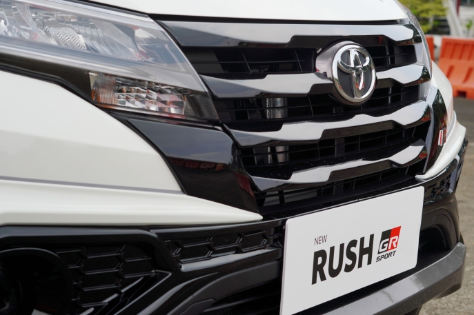 Improvement pada New Rush GR Sport: Toyota Memperkuat Image Sporty, Tough, dan Fun to Drive Sebagai Identitas GR Brand, Sebuah Family SUV dengan Tampilan yang Semakin Premium dan Berkelas